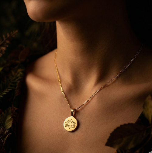 18K vergoldete Lotus Halskette aus 925 Sterling Silber – hypoallergen & allergikerfreundlich