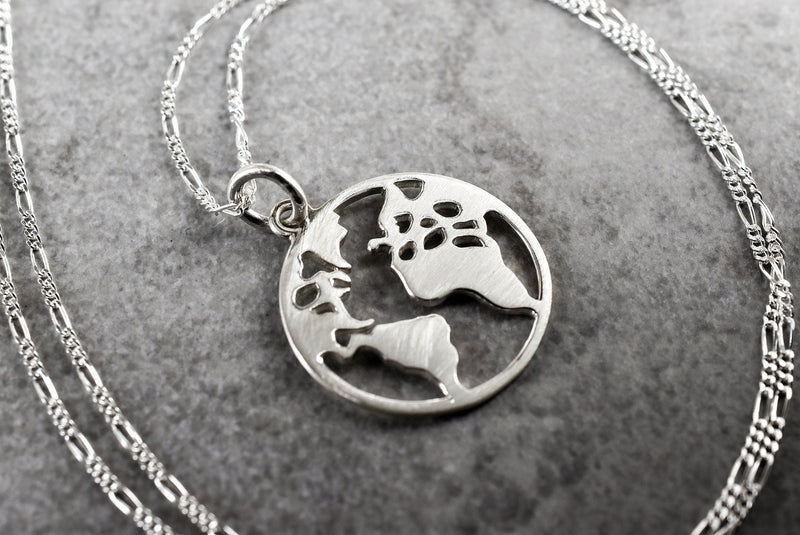 Pendentif Silhouette de la carte du monde - Collier de remorque du monde de l'argent 925 Sterling Silver Globetrotter - K925-143