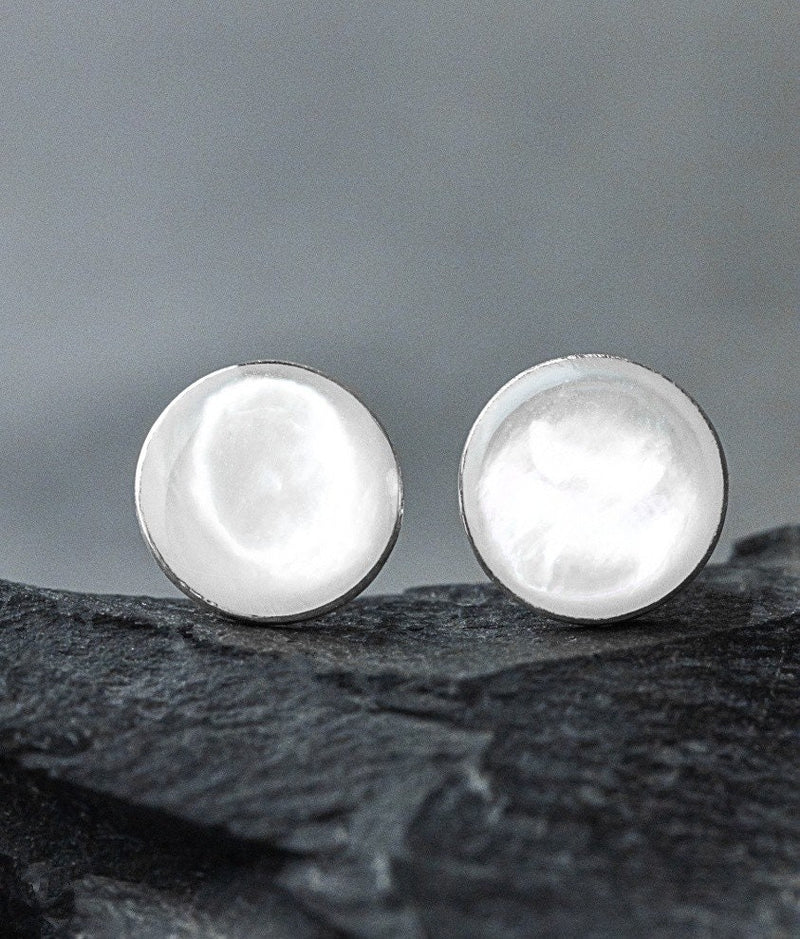 Boucles d'oreilles mini-poteaux de perles - Boucles d'oreilles minimalistes en argent sterling 925 - EAR925-128