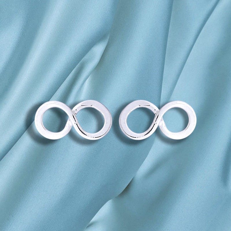 Boucles d'oreilles mini-poteaux Infinity - Bijoux minimalistes en argent sterling 925 - EAR925-110
