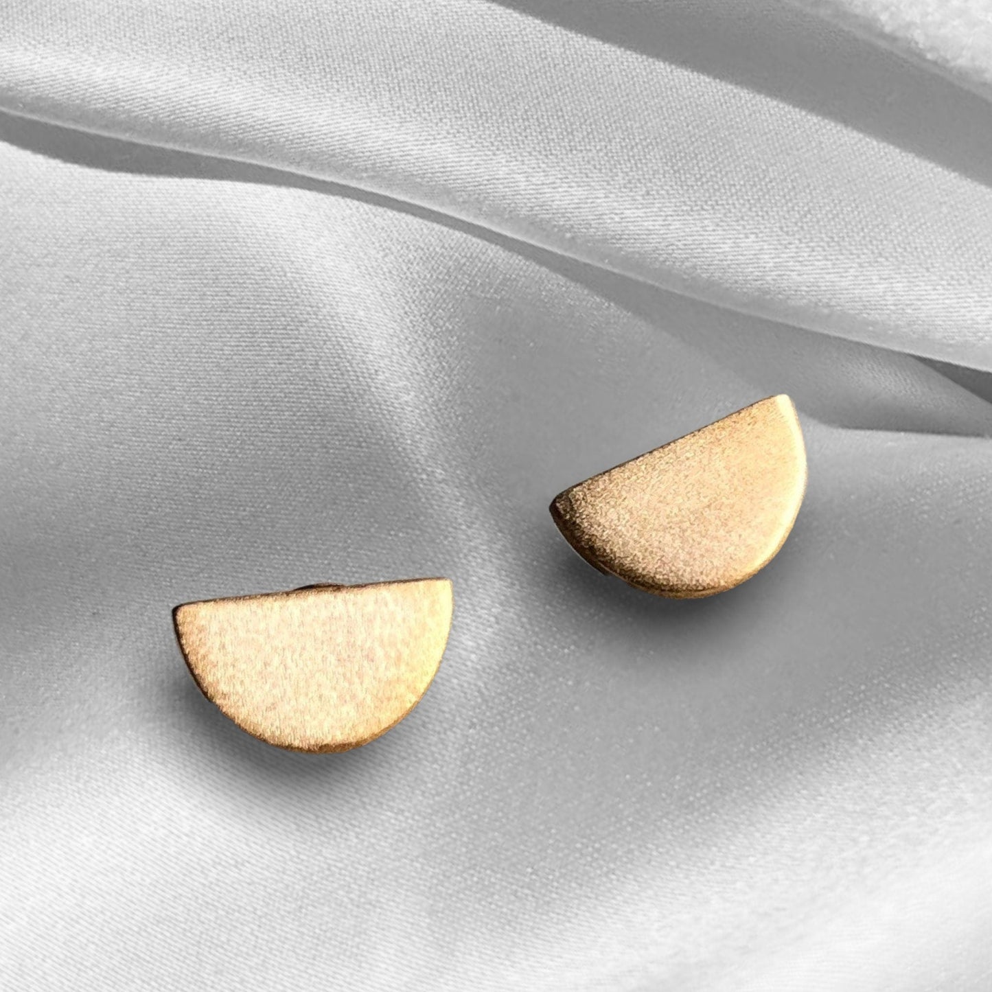 Boucles d'oreilles mini-goujons Crescent - Boucles d'oreilles minimalistes en plaqué or de Rosegold 925 - EAR925-39