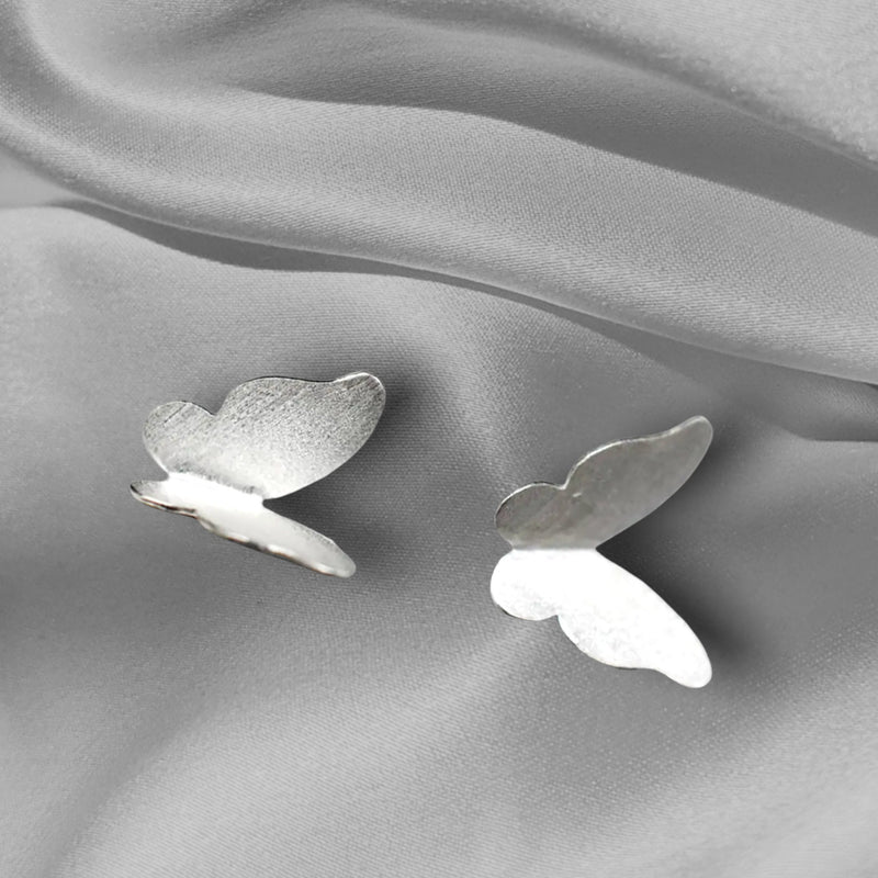 Boucles d'oreilles mini papillons - Boucles d'oreilles en argent sterling minimaliste 925 - EAR925-73